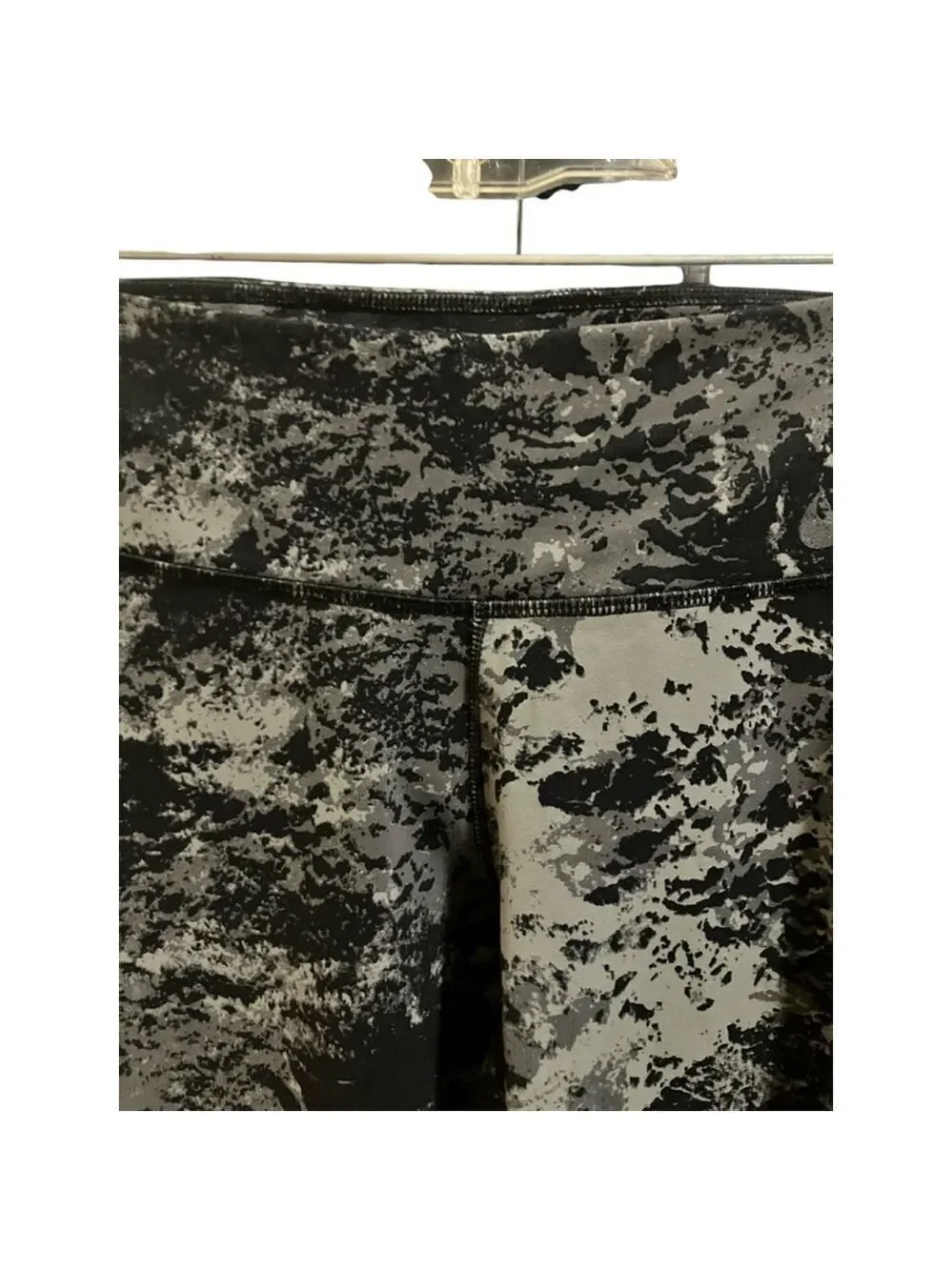 Women's Nike Leggings Mottled Green Tinted Grey Black Key Pocket Nylon M